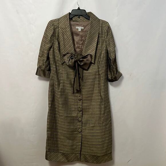IT’S YOU IT’S YOU NEWYORK SILK FORMAL DEEP V FRONT DRESS SIZE 10‎ - Picture 1 of 7
